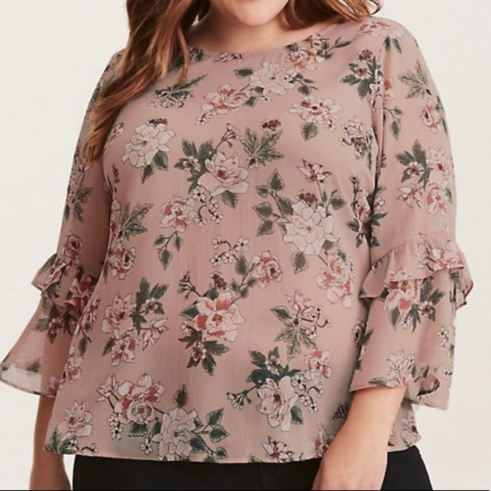 Torrid size 2X dusty rose FLORAL PRINT CHIFFON RUFFLE BELL SLEEVE STRAPPY blouse